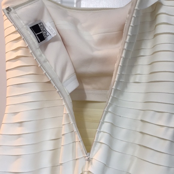 Tadashi Off White/ pale Cream Wedding Gown - Picture 8 of 8